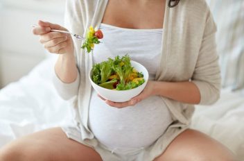 A importância da alimentação da mulher na sua futura e atual gestação